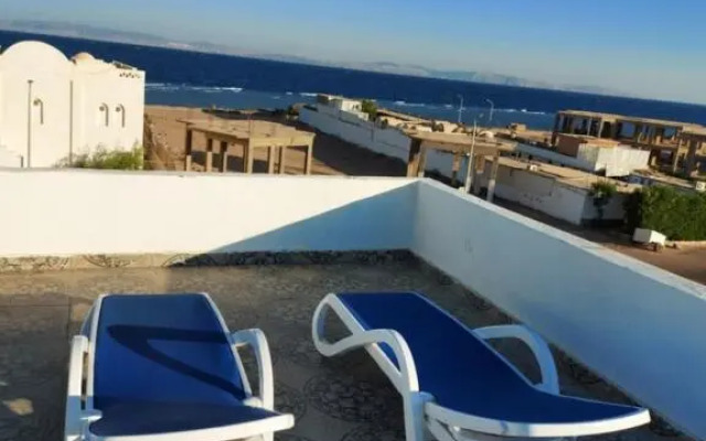 Golden Plaza Dahab Resort