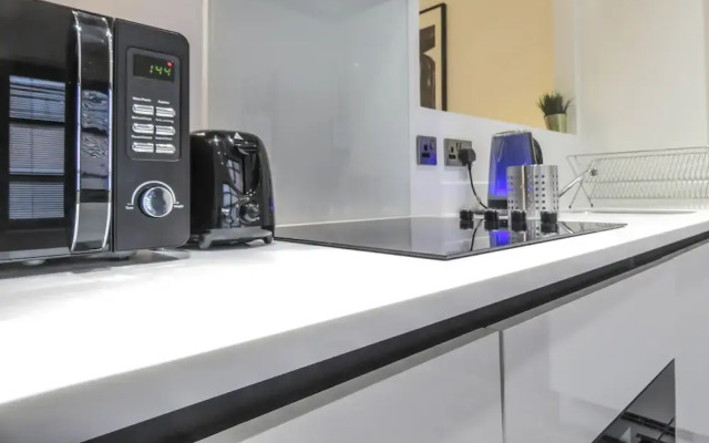 Tudors eSuites Birmingham Apartments Jewellery Quarter