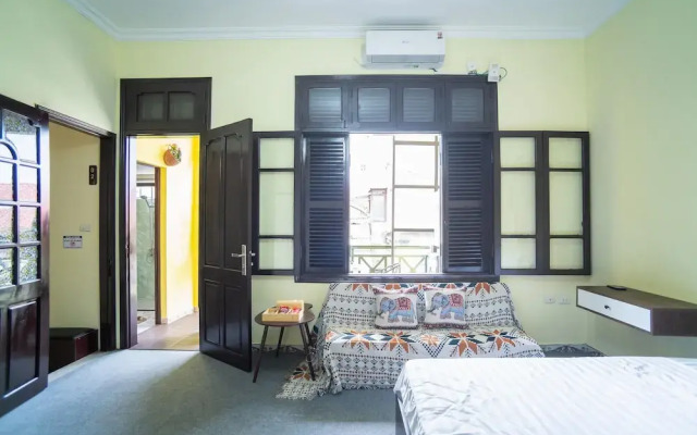 CozyPosy Premier Apartment