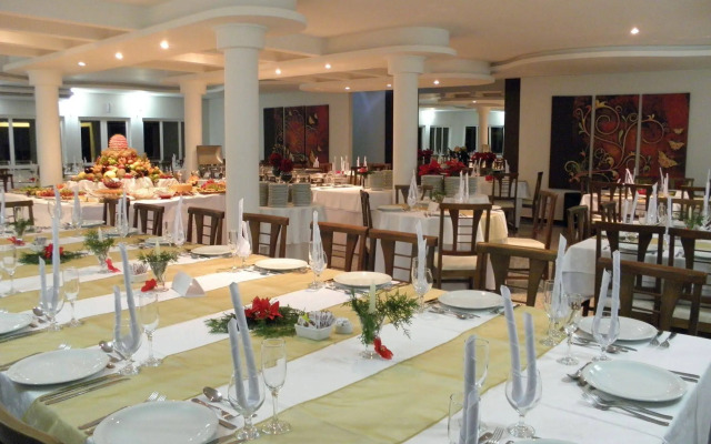 El Shadai Park Hotel