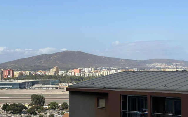 Brand New - Massive Studio - E1 - Self Catering