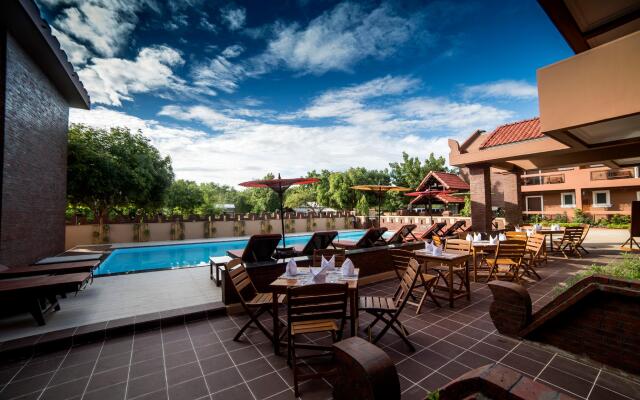 Royal Aykare Lodge