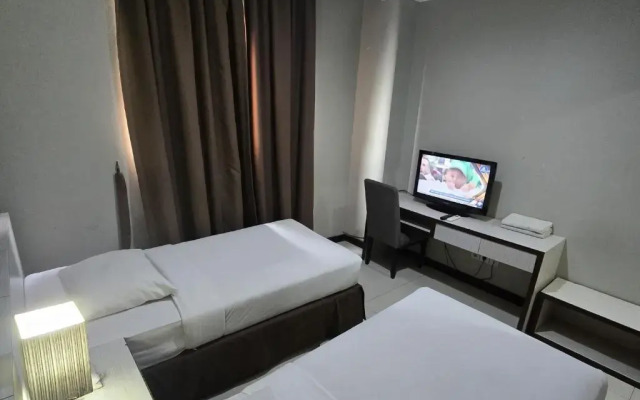N3 Hotel Zainul Arifin