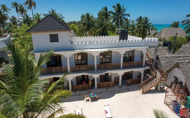 Blue Waves Hotel