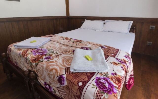 GuestHouser 3 BHK Houseboat 1b08