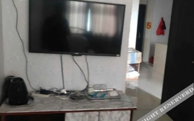 Liuzhou Yaping Hotel (Liunan Wanda Store)