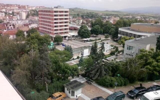 Family Hotel Ambrozia