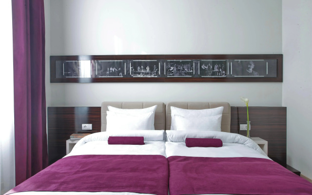 Hotel Theater Belgrade