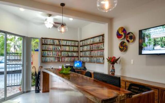 Abbey del Sol - Apt #7