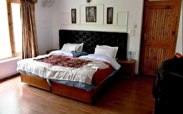Hotel Holiday Ladakh