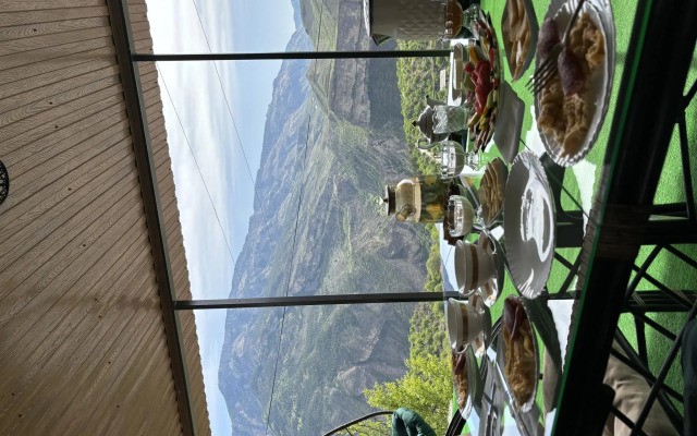 Родное гнездо