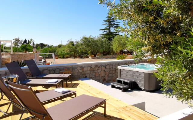 Villa Nucci With Hydromassage Pool