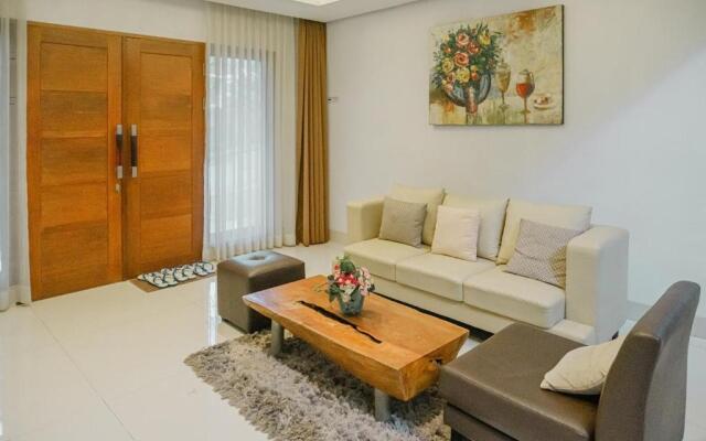 Permai 7b Villa 4 bedroom with a private pool