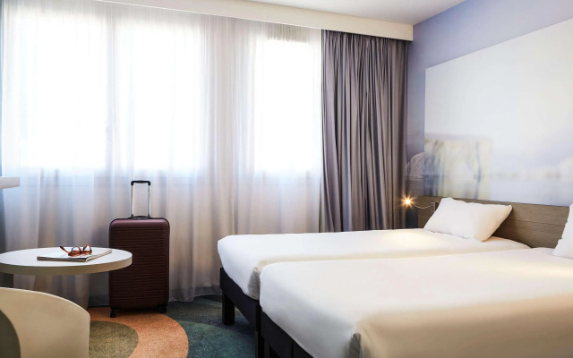 ibis Styles Toulon Centre Port
