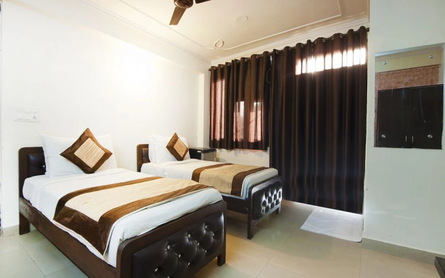 CharanPahari Hotel