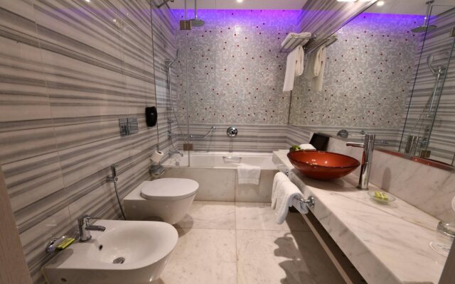 Le Bristol Hotel