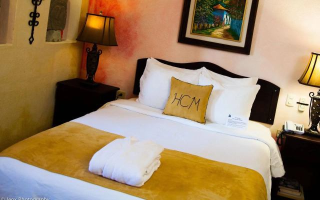 Hotel Camino Maya