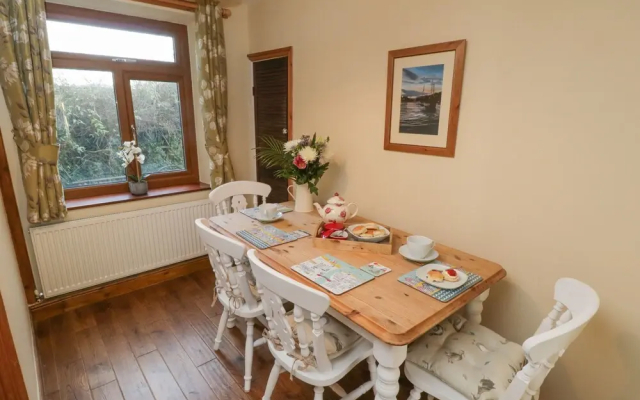 Eskside Cottage