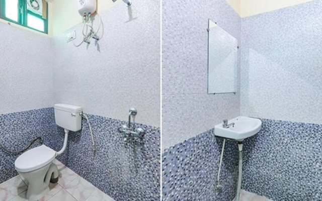 Super OYO Flagship 92280 Hotel Ashiyana Inn