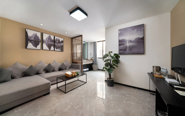 Meeteem Boutique Hotel