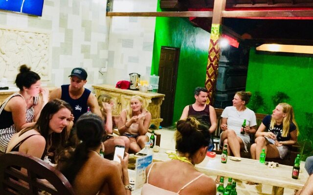 Lembongan Hostel