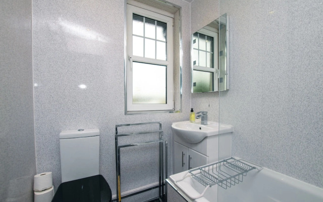 Cosy & Central 2Bd Apartment Milngavie, Glasgow