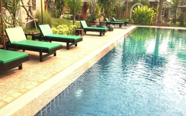Park & Pool Resort