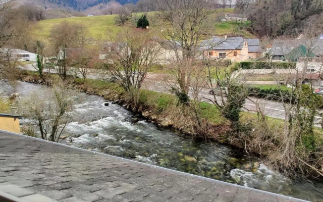 Superbe, T2 élégant, Neuf, Parking