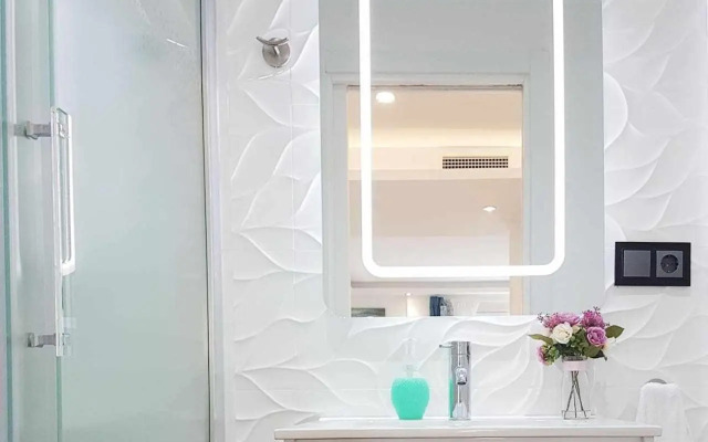 3-Bdroom Flat Parking WiFi Torremolinos