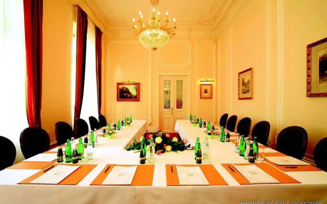 Savoy Westend Hotel