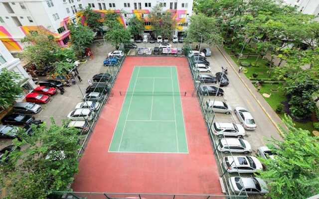 Cozy Trendy Green Palace Kalibata City Apartment