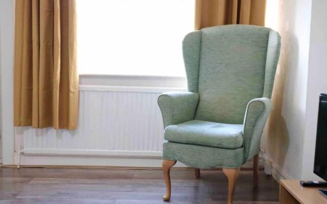Charming 2-bed House - Wifi - Free Parking