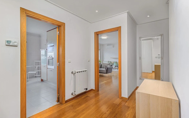 Stylish Stay in Lisbon-Scenic Views
