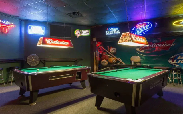 Super 8 Longview/North