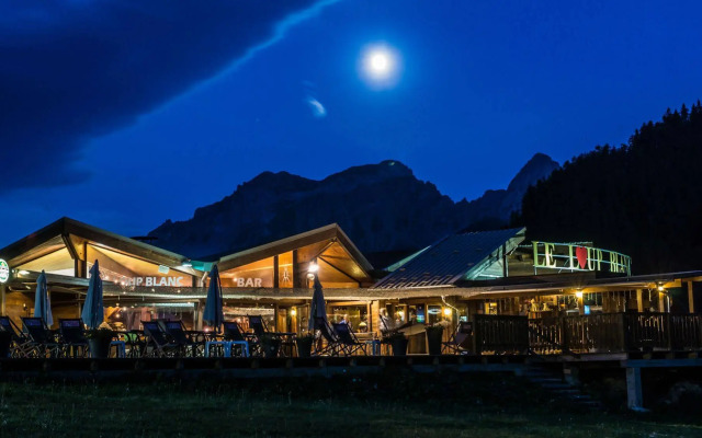 Hôtel Le Loup Blanc