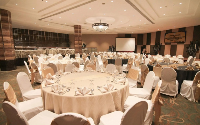 Century Park Hotel