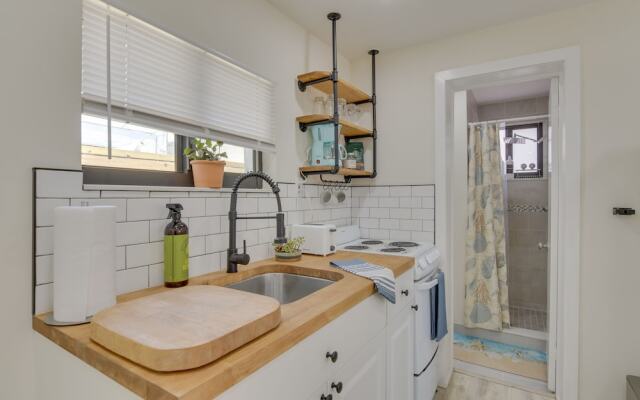 Nifty Miami Apartment ~ 5 Mi to Downtown!