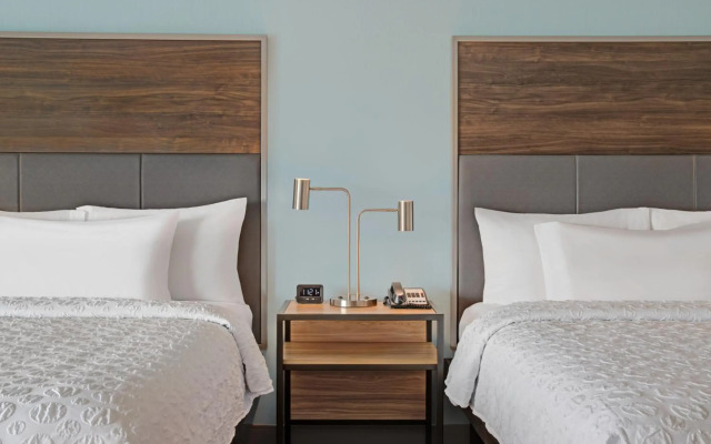 Tru By Hilton Toronto Airport West
