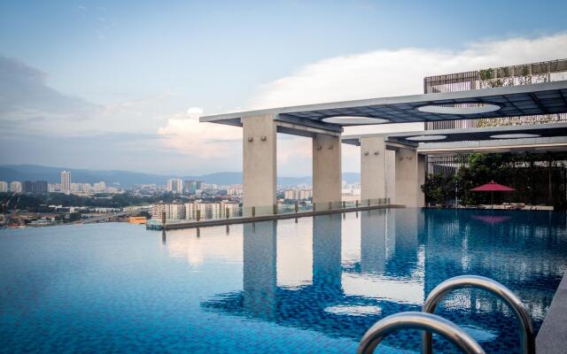 D'Majestic Place by Widebed