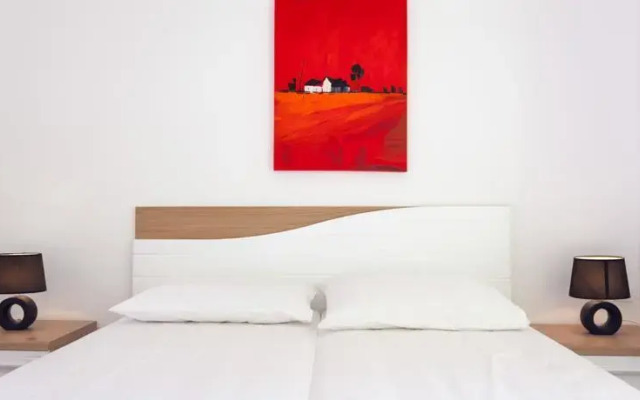Apartment Red Coral