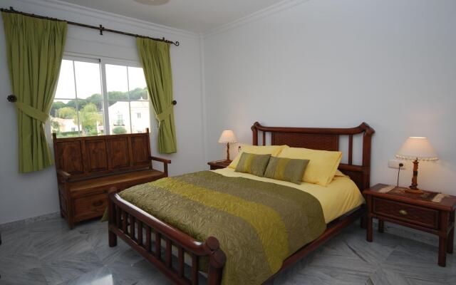 Apartment in Alhaurín el Grande near golf course