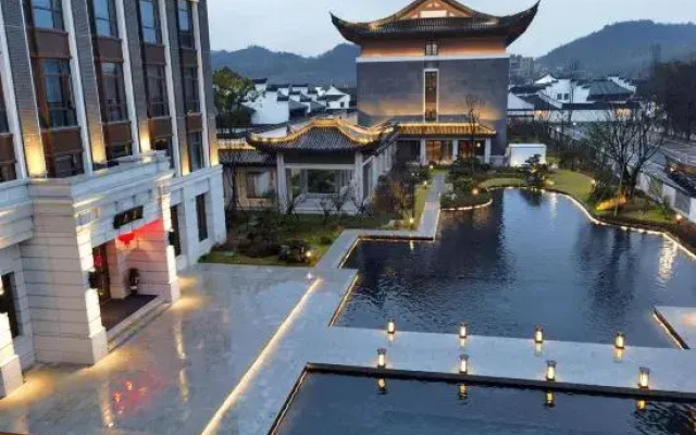 Delight Hotel Lotus Courtyard