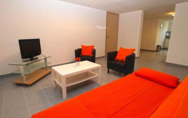 Apartments Dragica 927