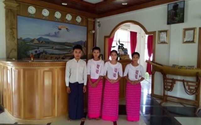 Mrauk U Hotel