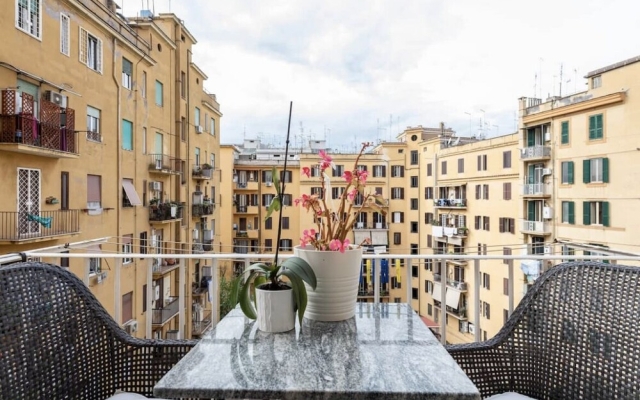 Roma private rooms