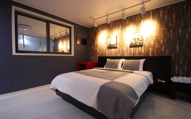 Geoje Island Sadeung K Self Check-in Motel