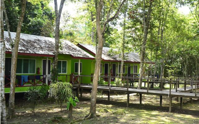 Sukau Greenview Bed & Breakfast