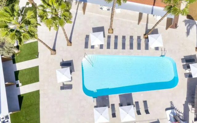Sanom Beach Resort - Adults Only