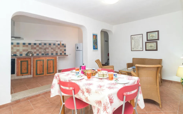 Appartamento Levante With Shared Pool