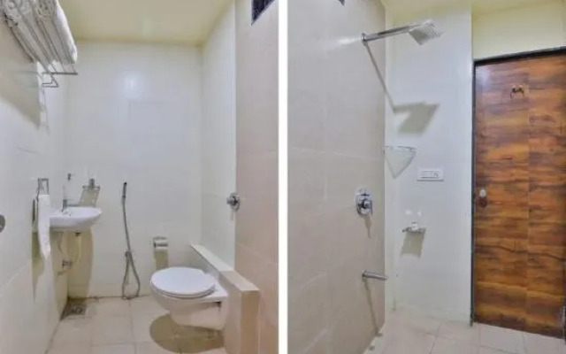 Somchandra Hotel By OYO Rooms